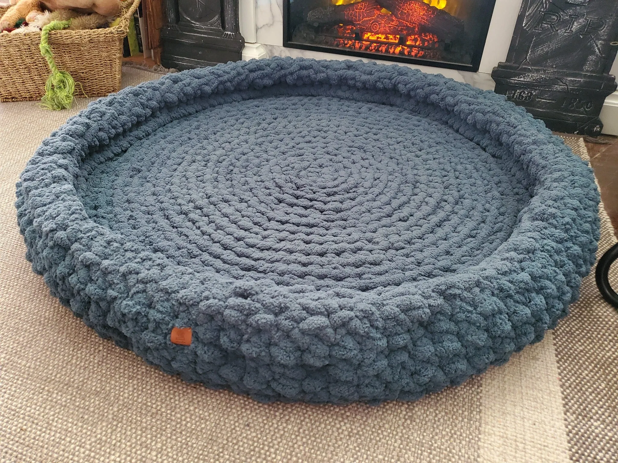 24" Donut Bed