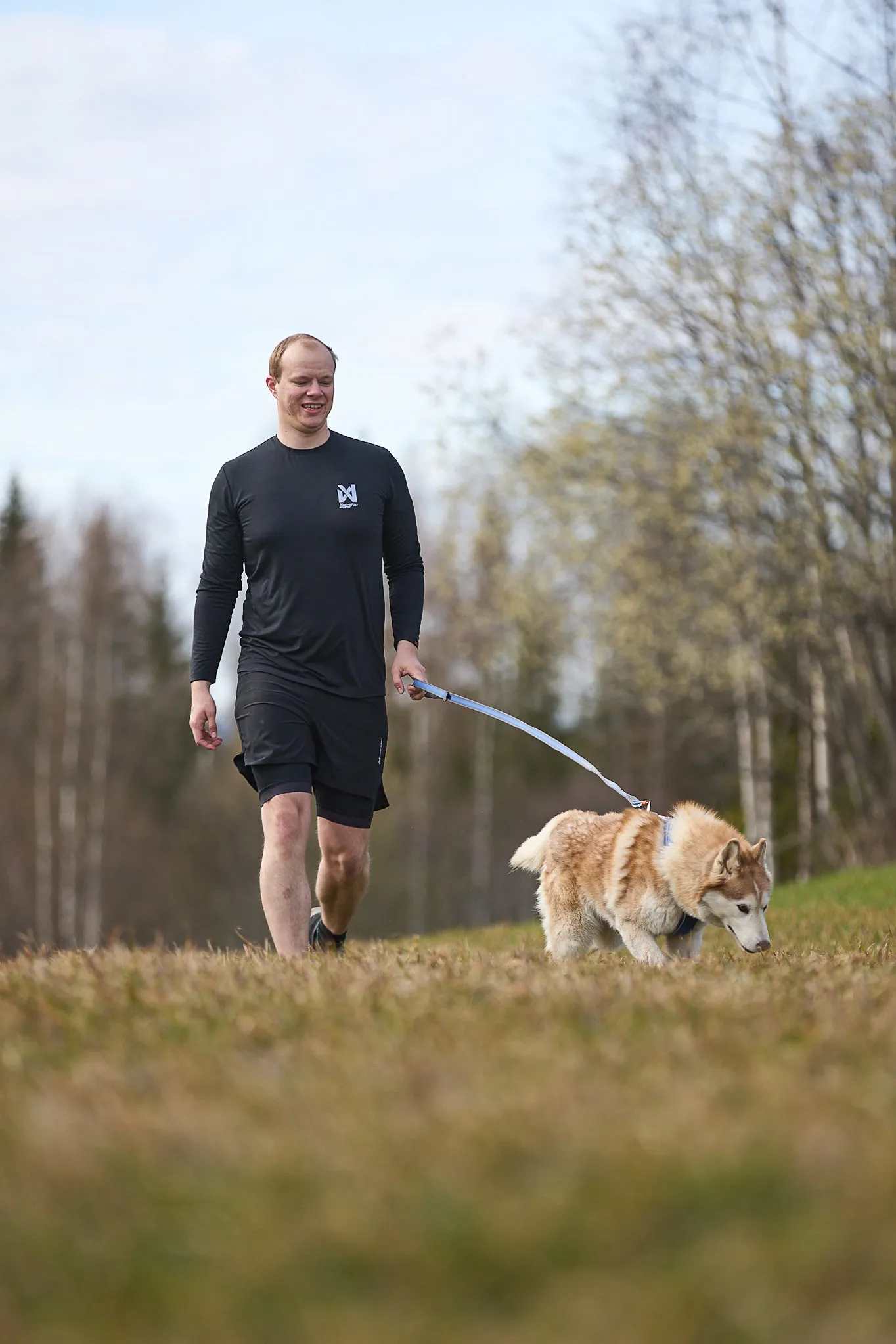 Non-Stop Dog Wear: Move Leash