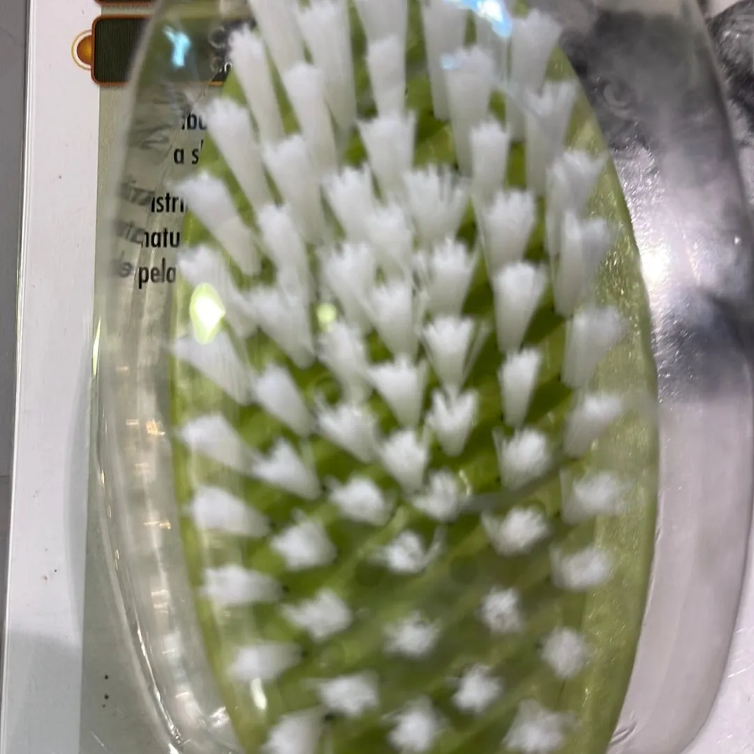 Safari Bristle Brush